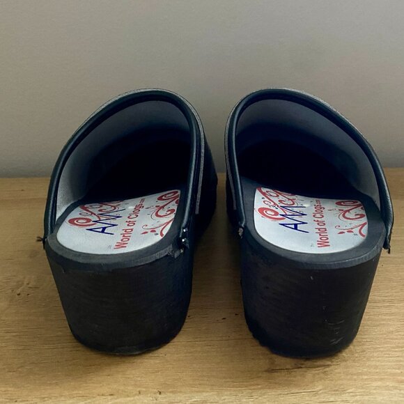 WORLD OF CLOGS BLACK SWEDISH CLOG 36 6 - Picture 3 of 5